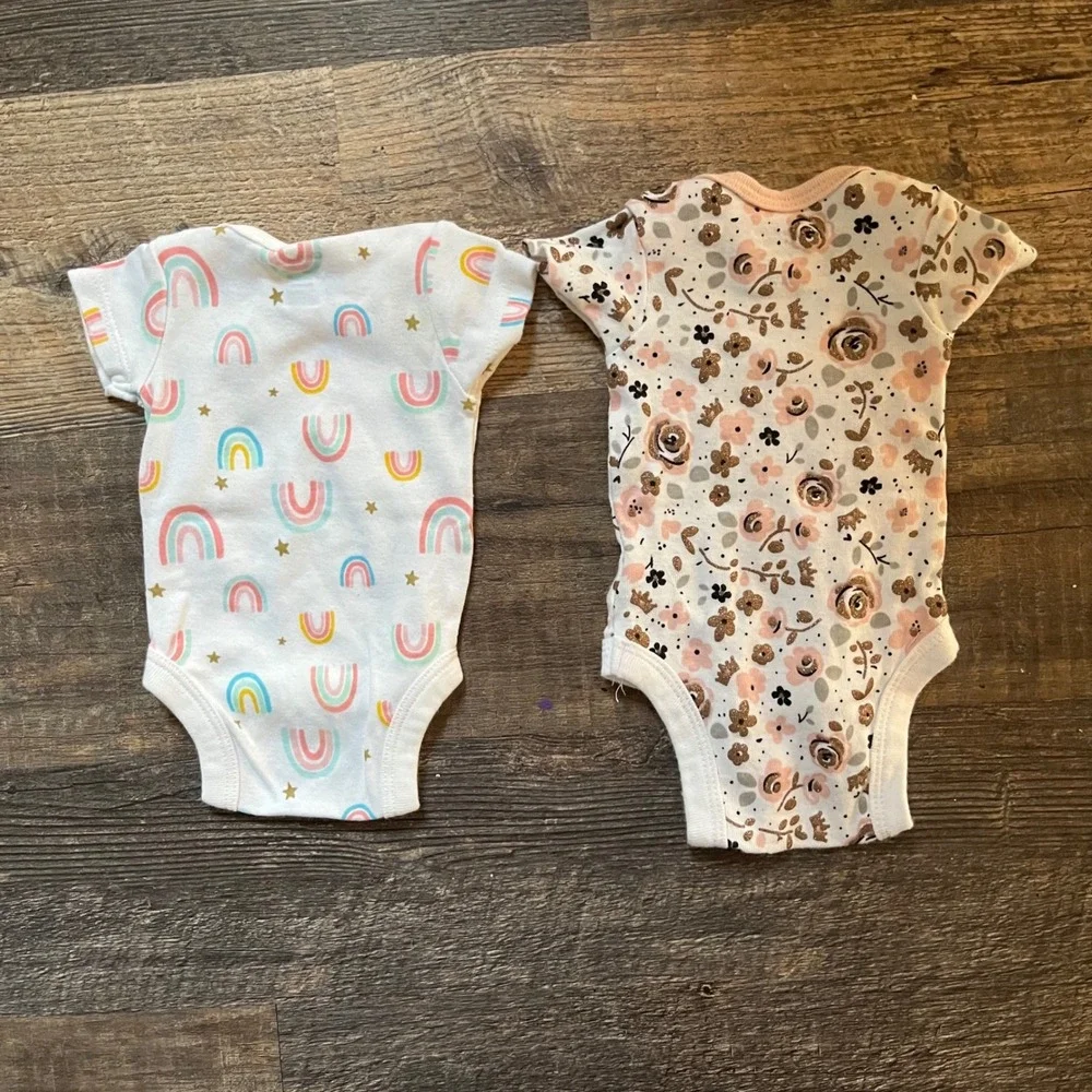 Gerber Organic Baby Bodysuits Rainbow Floral‎ Short Sleeve 2-Pack Premie